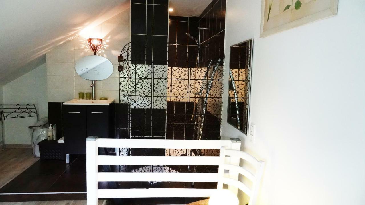 Le Vieux Pressoir Apartment *